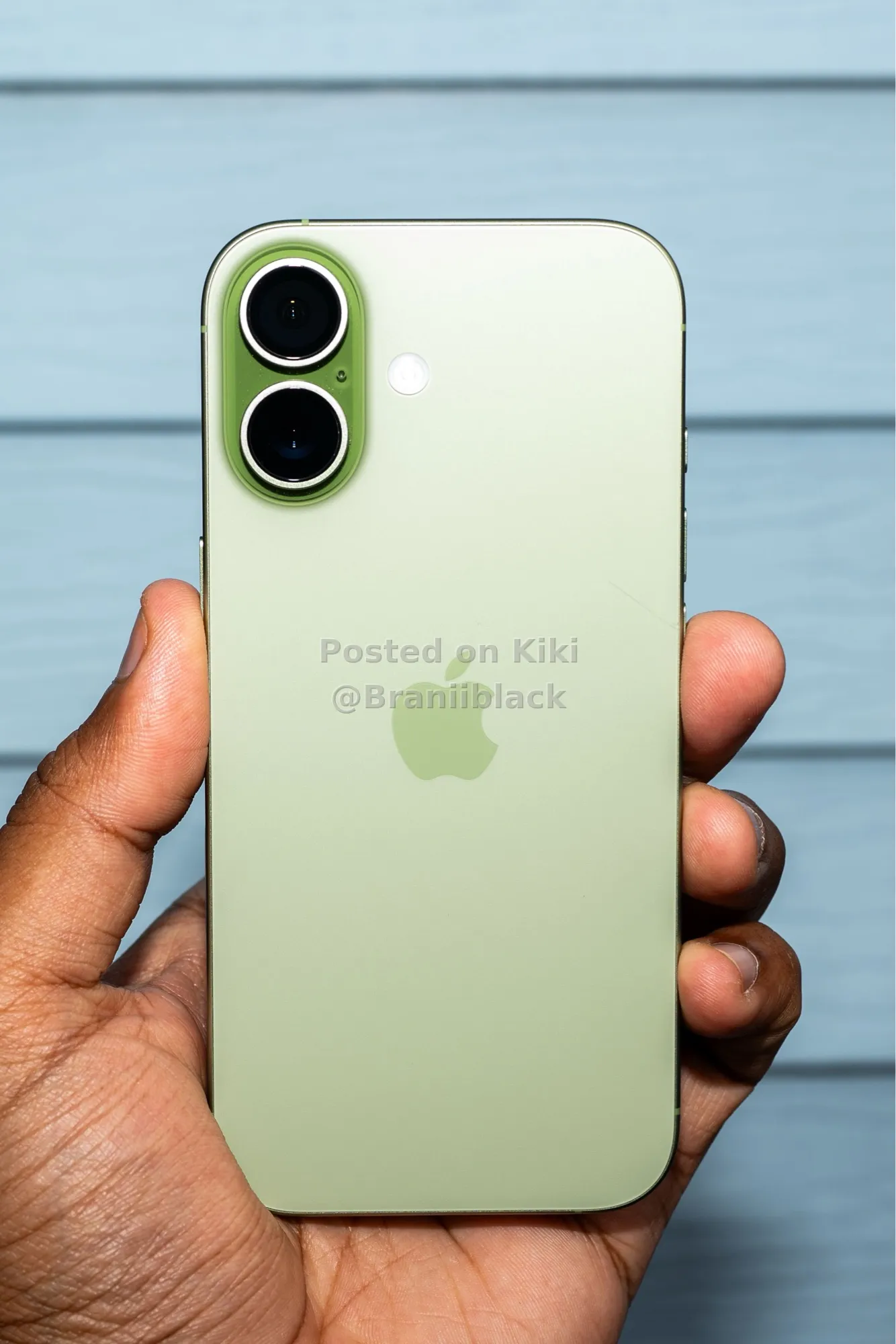 iPhone 16 128GB